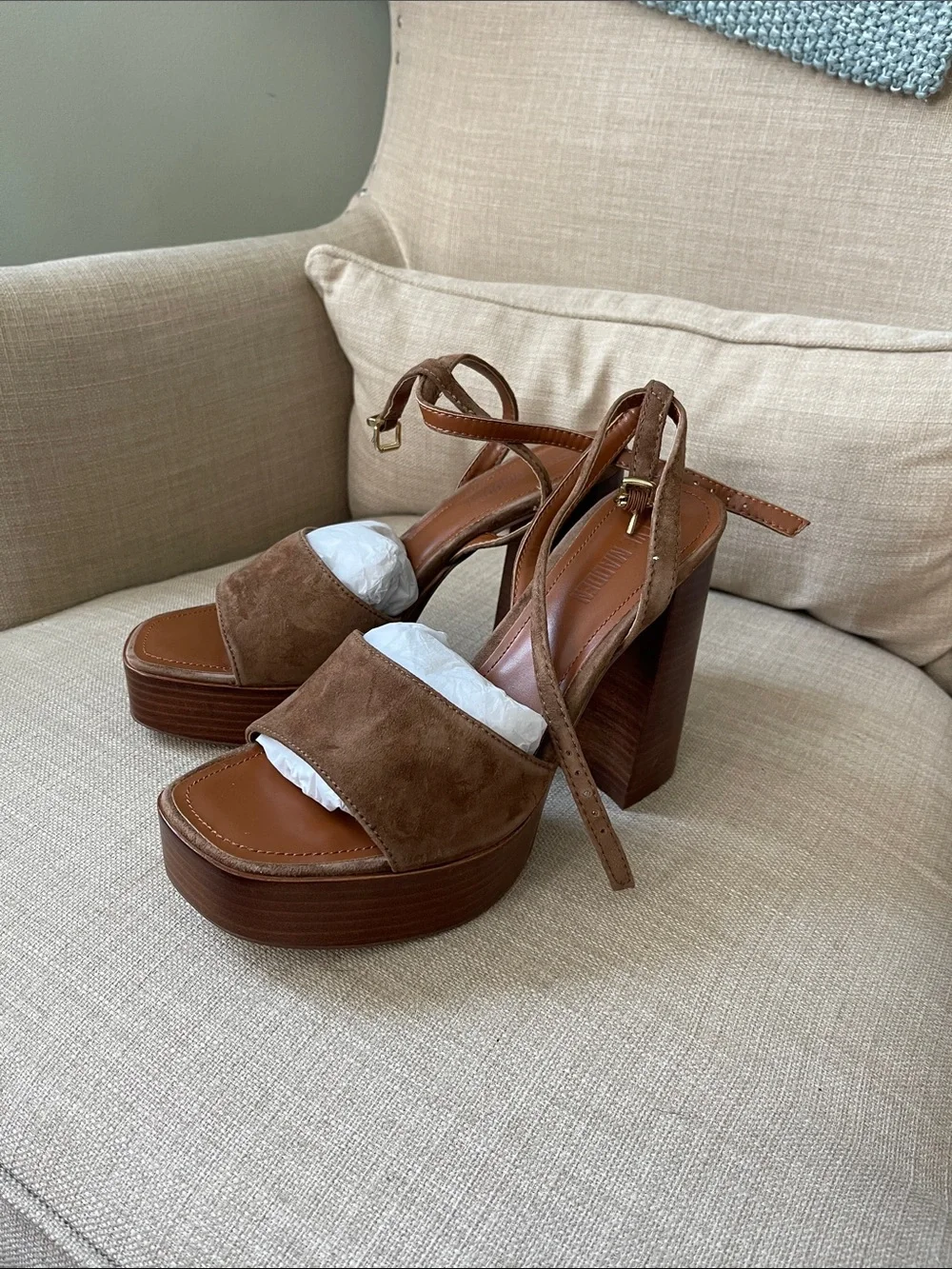 Steve Madden Chestnut Suede Platform Heel